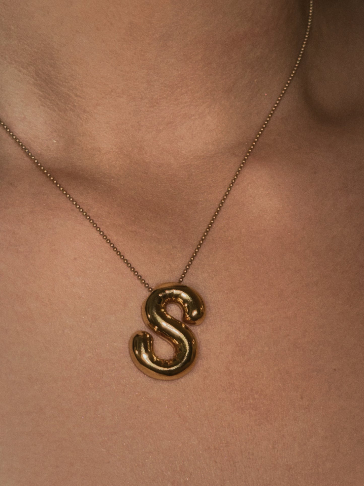 Initial Pendant Yellow Gold